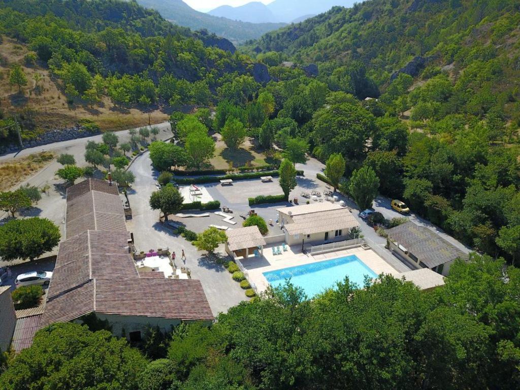 Camping Le Chambron Condorcet Exteriör bild