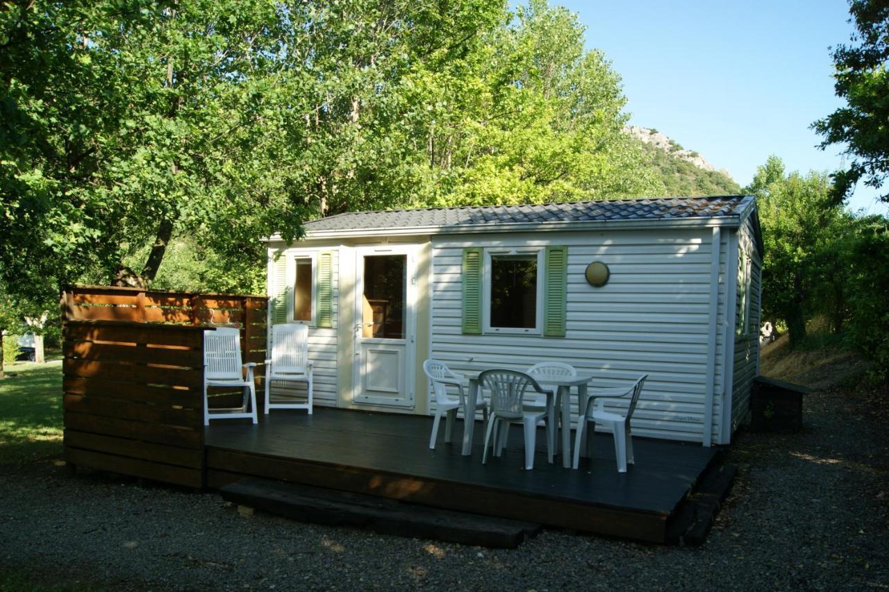 Camping Le Chambron Condorcet Exteriör bild