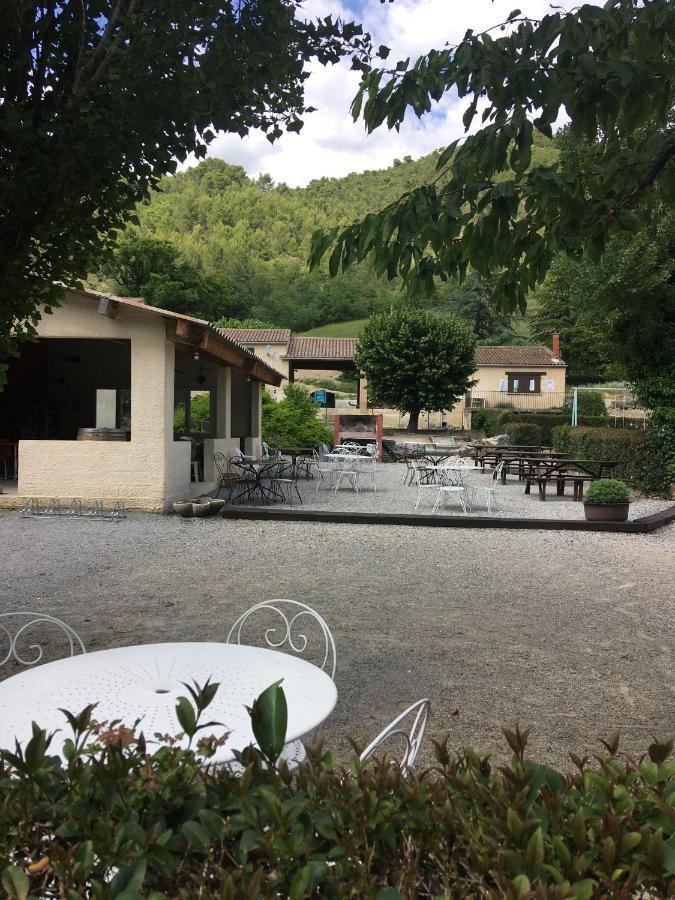 Camping Le Chambron Condorcet Exteriör bild